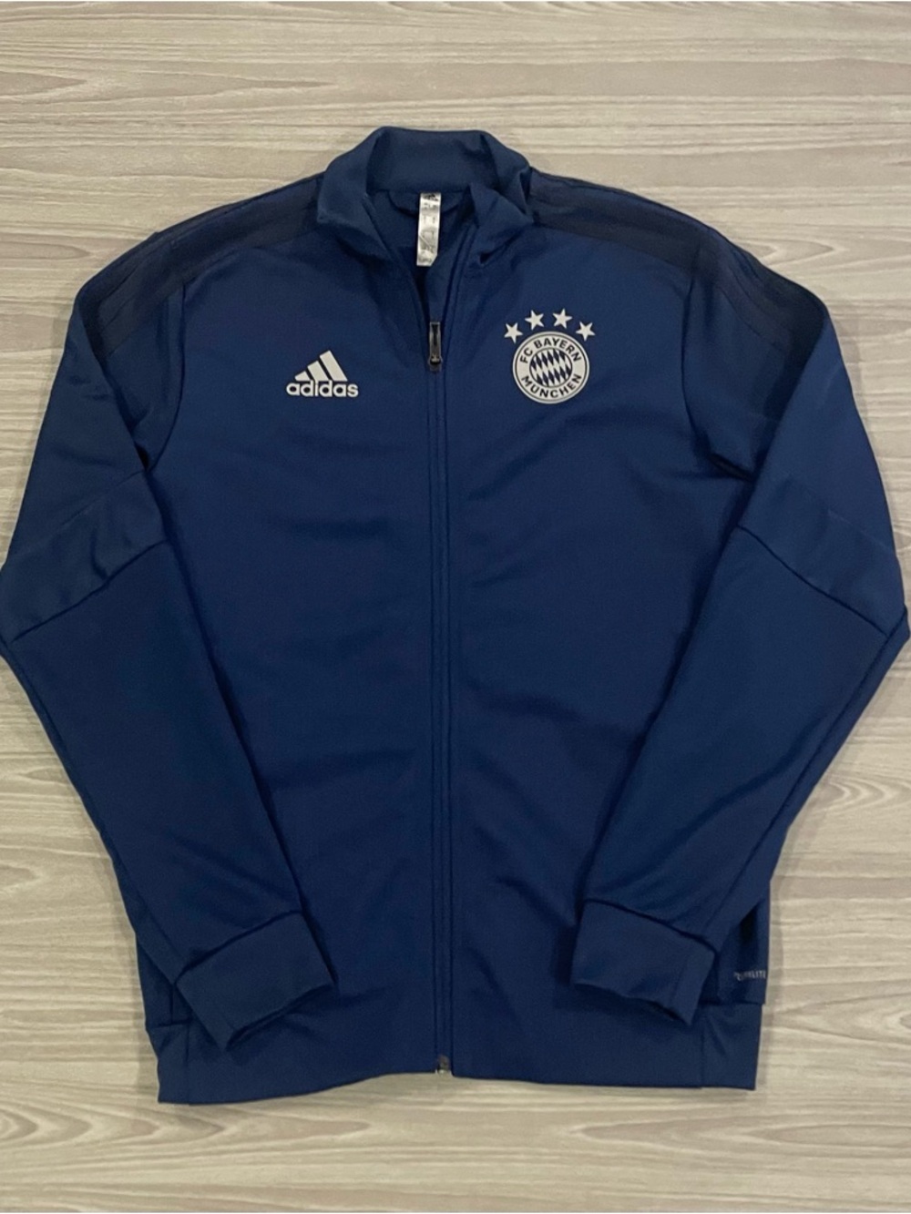 Adidas 2019/20 FC Bayern Munich Soccer Football Jacket Blue Men’s Size Small
